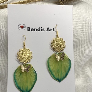 cercei handmade unicat din rasina si flori naturale 00424 - bijuterii - cercei - cercei drop - Artynos.ro