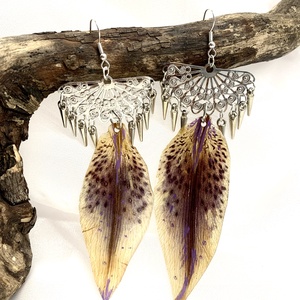 cercei handmade unicat din rasina si flori naturale 00604 - Artynos.ro