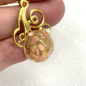 cercei handmade unicat din rasina si flori naturale 00616 -  - Artynos.ro