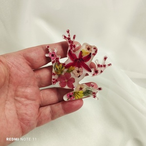 Broșă handmade unicat - din rasina 00694 - bijuterii - broșă, insigne - insigne - Artynos.ro