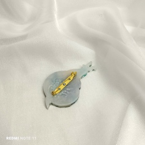 Broșă handmade unicat - din rasina 00709 - bijuterii - broșă, insigne - insigne - Artynos.ro
