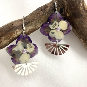 cercei handmade unicat din rasina si flori naturale 00727 -  - Artynos.ro