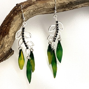 cercei handmade unicat din rasina si flori naturale 00823 - Artynos.ro