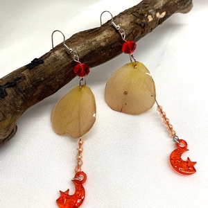 cercei handmade unicat din rasina si flori naturale 00846 -  - Artynos.ro