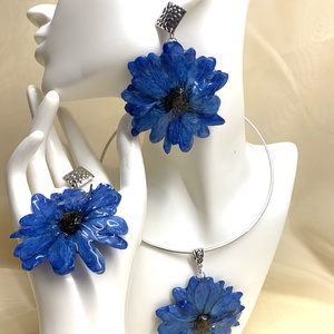 Set Bijuterii cu flori naturale Crizanteme 00837 - bijuterii - seturi de bijuterii - Artynos.ro
