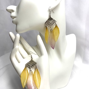 cercei handmade unicat din rasina si flori naturale 00858 - Artynos.ro
