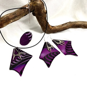 Set bijuterii handmade unicat - din rășină 00559 - bijuterii - seturi de bijuterii - Artynos.ro Set bijuterii handmade unicat - din rășină 00559 - bijuterii - seturi de bijuterii - Artynos.ro