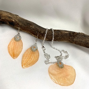 Set bijuterii handmade unicat din rasina si orhidee naturale 00917 - bijuterii - seturi de bijuterii - Artynos.ro