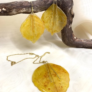 Set bijuterii cu frunze naturale Magnolie 01100 -  - Artynos.ro Set bijuterii cu frunze naturale Magnolie 01100 -  - Artynos.ro