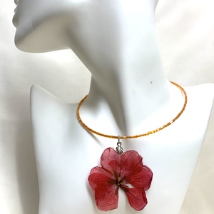 Colier cu flori naturale Muscata 01110 - Artynos.ro