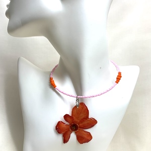 Colier-pandantiv cu flori naturale Narcisa 01135 - Artynos.ro