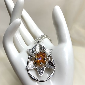 Colier-pandantiv inox si sticla  01136 - bijuterii - coliere - coliere cu pandative - Artynos.ro