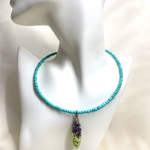 Colier-pandantiv cu flori naturale 01155, Bijuterii, Coliere, Coliere cu pandative, Confectionarea bijuteriilor, ARTYNOS