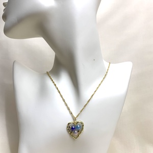 Colier -pandantiv cu pelute artificiale 01174 - Artynos.ro