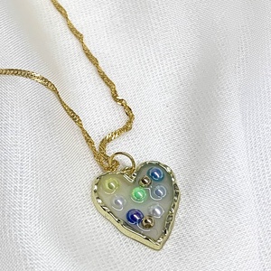 Colier -pandantiv cu pelute artificiale 01177 - bijuterii - coliere - coliere cu pandative - Artynos.ro