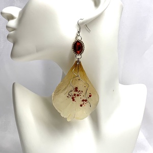 cercei cu flori naturale Lalele 01180, Bijuterii, Cercei, Cercei din rasina, Confectionarea bijuteriilor, ARTYNOS