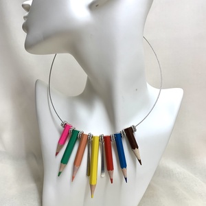 Colier creioane colorate 01296 - bijuterii - coliere - chockere - Artynos.ro