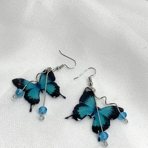 Cercei -fluturi 01324  , Bijuterii, Cercei, Cercei din rasina, Confectionarea bijuteriilor, ARTYNOS