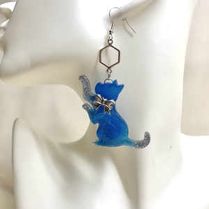 cercei asimetrici -pisici 01347 - Artynos.ro