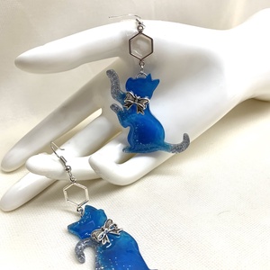 cercei asimetrici -pisici 01347 - bijuterii - cercei - cercei cu figurine - Artynos.ro