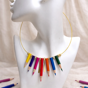 Colier creioane colorate 00525, Bijuterii, Coliere, Chockere, Confectionarea bijuteriilor, ARTYNOS