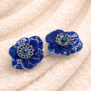 cercei din dantela brodata si rasina 01378, Bijuterii, Cercei, Cercei din rasina, Confectionarea bijuteriilor, ARTYNOS