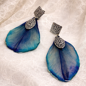 cercei cu Lalele 01376 - bijuterii - cercei - cercei din rășină - Artynos.ro