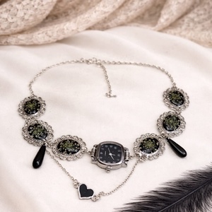 Colier-pandantiv cu flori naturalei si ceas  01230 - bijuterii - coliere - coliere cu pandative - Artynos.ro