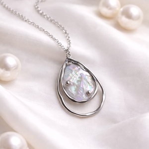 Colier -pandantiv cu scoici Abalone (Paua)  01171 - bijuterii - coliere - coliere cu pandative - Artynos.ro