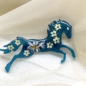 Broșă-cadouri pentru femei 01852 - bijuterii - broșe - Artynos.ro