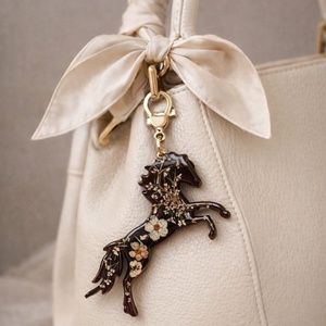 Broșă-cadouri pentru femei 01351 - bijuterii - broșe - Artynos.ro