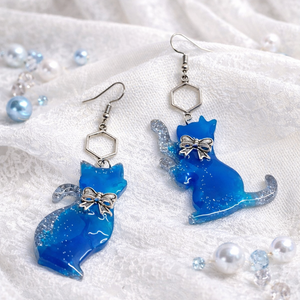 cercei asimetrici -pisici 01347, Bijuterii, Cercei, Cercei cu figurine, Confectionarea bijuteriilor, ARTYNOS