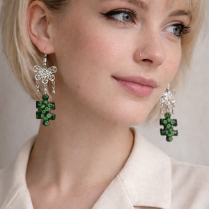 Cercei din rasina lucrati manual � model puzzle verde 01348, Bijuterii, Cercei, Cercei din rasina, Confectionarea bijuteriilor, ARTYNOS