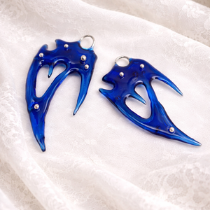 Cercei statement -Electric Blue Flow - din Rășină epoxidica 01900 - bijuterii - cercei - cercei din rășină - Artynos.ro