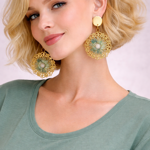 cercei cu flori naturale si rasina, cadou pentru iubia,mama,fiica,logodnica,prietena 01928 - Artynos.ro