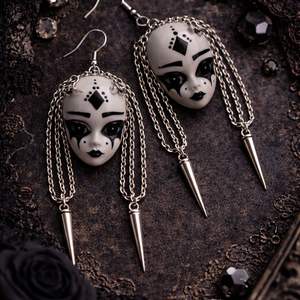 cercei unicat stil gotic lucrati manual din lut -pictati manual,cadou pentru iubia,mama,fiica,logodnica,prietena 01237, Bijuterii, Cercei, Cercei cu figurine, Confectionarea bijuteriilor, Pictura, ARTYNOS