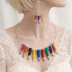 set bijuterii cu creioane colorate 01955 - bijuterii - seturi de bijuterii - Artynos.ro