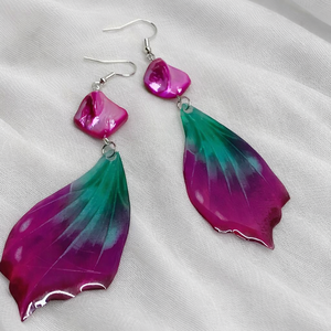 Cercei unicat aripi de fluture 02005, Bijuterii, Cercei, Cercei din rasina, Confectionarea bijuteriilor, Cercei handmade unicat model aripi de fluture.Baza din rasina imbraca o pictura computerizata .Par ..., ARTYNOS