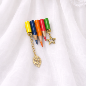 Brosa creioane colorate - Artynos.ro