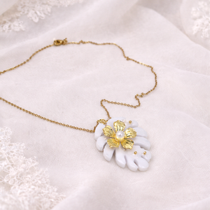 Set bijuterii handmade  alb -auriu 02038 - bijuterii - seturi de bijuterii - Artynos.ro