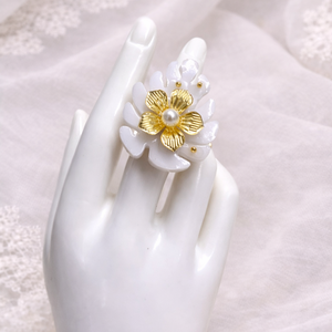 Set bijuterii handmade  alb -auriu 02038 - bijuterii - seturi de bijuterii - Artynos.ro