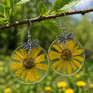 Cercei cu flori naturale 02057 - bijuterii - cercei - cercei din rășină - Artynos.ro