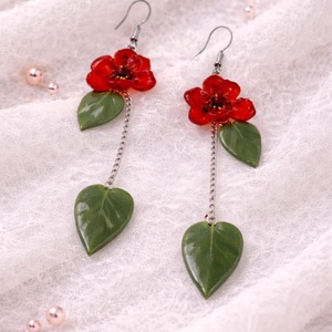 Cercei flori 02215, Bijuterii, Cercei, Cercei lungi, Confectionarea bijuteriilor, Cercei handmade unicat cu flori 3 D de Begonie si frunze de Eucalipt reale , acoperite cu rasina cr..., ARTYNOS