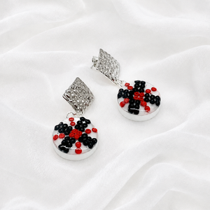 Cercei motiv traditional 02482 - bijuterii - cercei - cercei din rășină - Artynos.ro