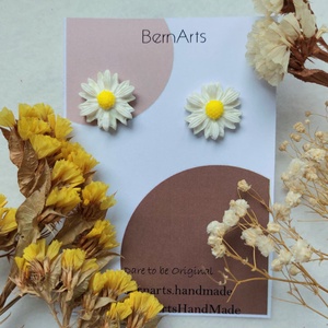 Cercei Albi Handmade - Model Margareta - Tip Stud, Bijuterii, Cercei, Cercei cu figurine, Confectionarea bijuteriilor, Altele, ARTYNOS