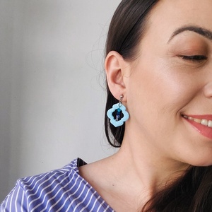 Cercei Eleganți Dama Baby Blue Handmade Lut Polimeric  - bijuterii - cercei - cercei din mărgele - Artynos.ro