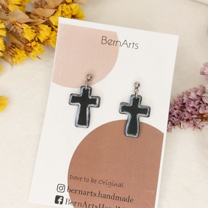 Cercei Cruce Negri Mici - bijuterii - cercei - cercei cu figurine - Artynos.ro