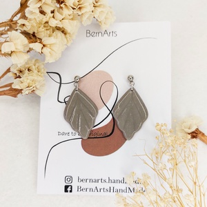 Cercei Gri Minimalisti - Design Simplu - Pentru zi de zi - bijuterii - cercei - cercei lungi - Artynos.ro