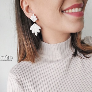 Cercei Mireasa Alb/ Nude Statement Minimal, Accesorii nunta, Bijuterii mireasa, Cercei mireasa, Confectionarea bijuteriilor, Lucrare cu argila, ARTYNOS