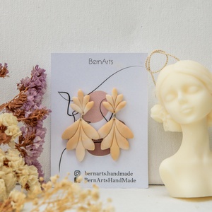 Cercei Mireasa Alb/ Nude Statement Minimal - accesorii nuntă - bijuterii mireasă - cercei mireasă - Artynos.ro